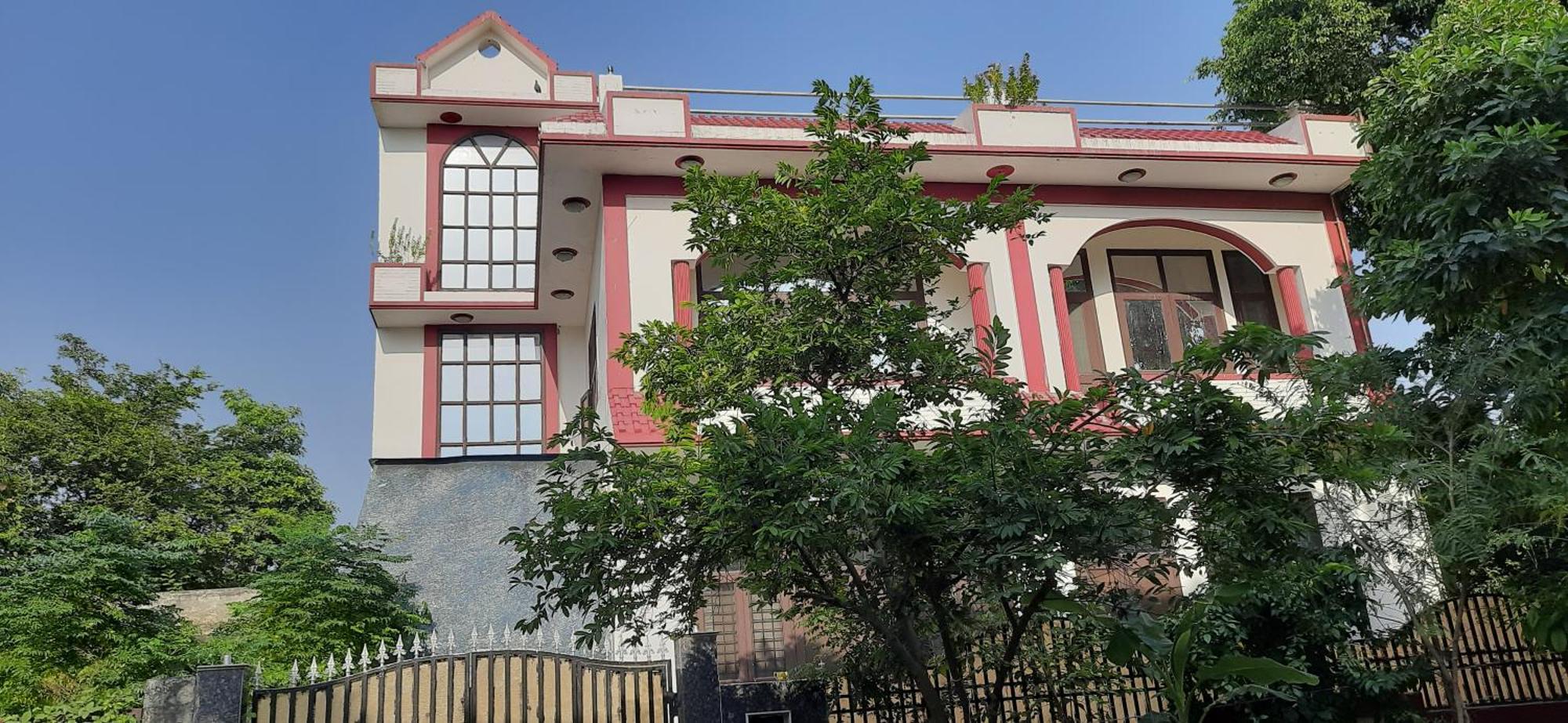 巴拉吉住宿加早餐旅馆 大诺伊达 外观 照片